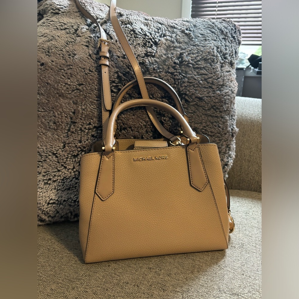 Tan Michael Kors Bag